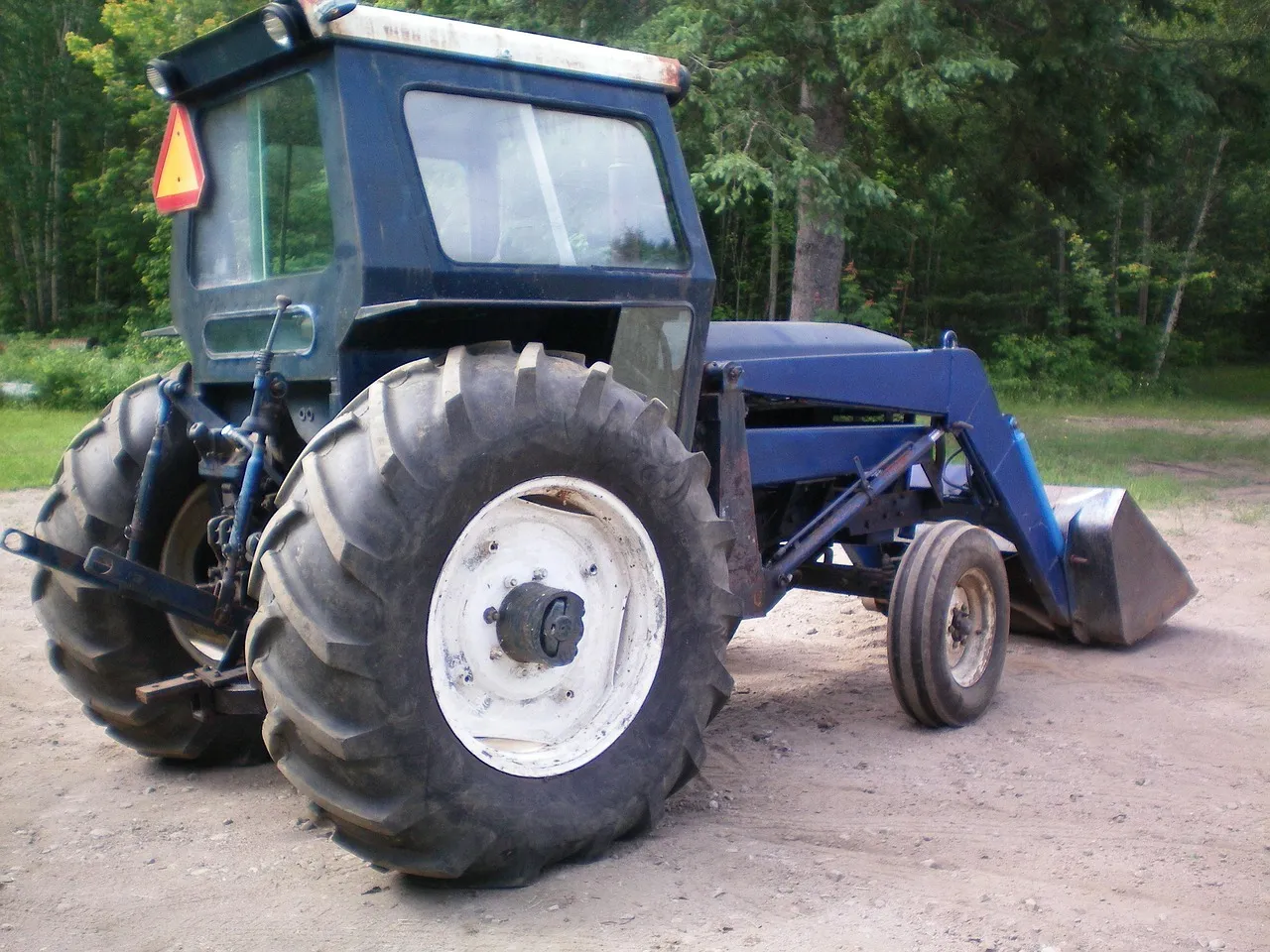 SHANTUI SD13 Bulldozer